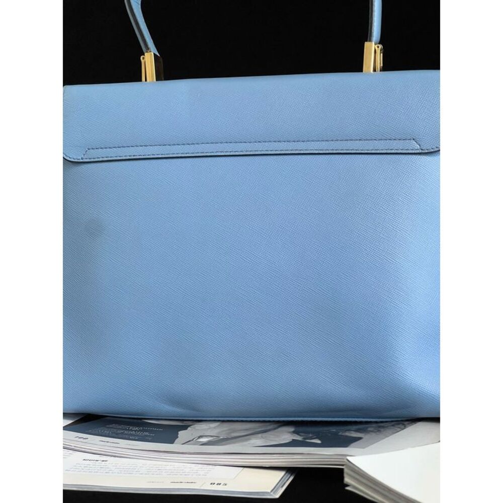 Ferragamo Women Pre-Loved Bag Very Good Condition - Picture 5 of 7